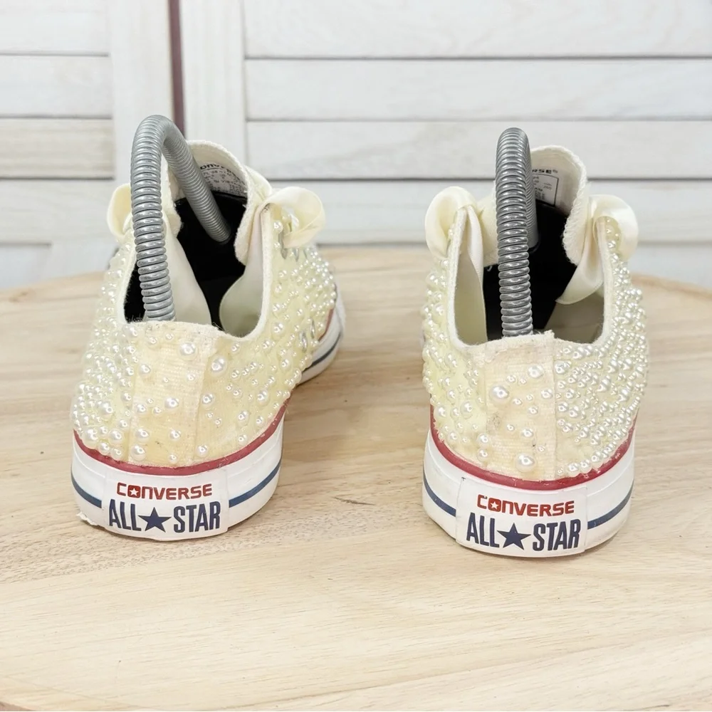 Converse Chuck Taylor Pearls Rhinestone Low Top Sneakers Ivory 7.5 Wedding Bride